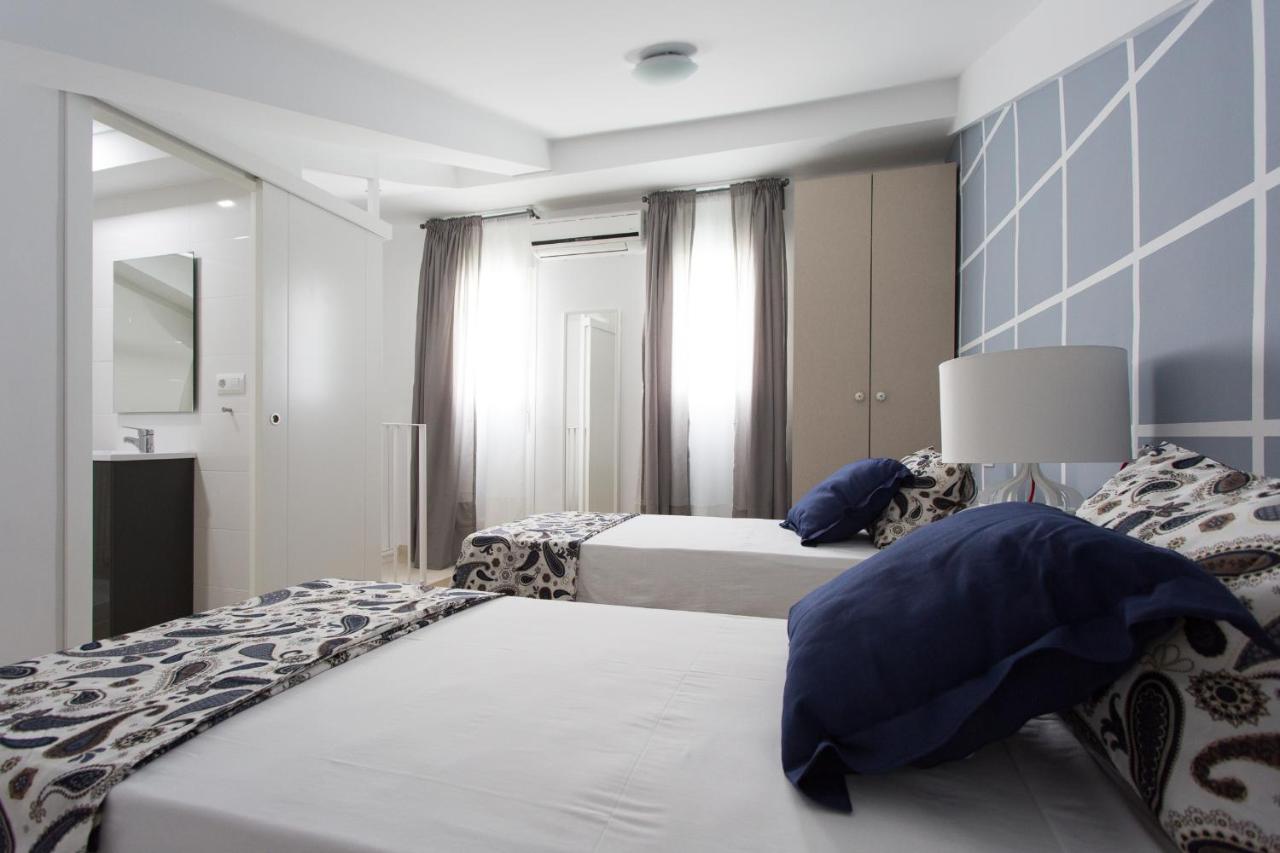 Apartamentos Diaber Alberto Lista Sevilla Exterior foto