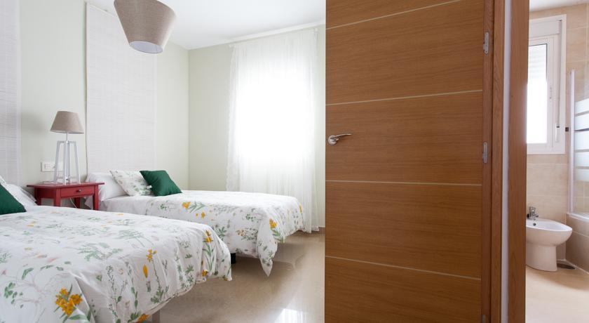 Apartamentos Diaber Alberto Lista Sevilla Zimmer foto