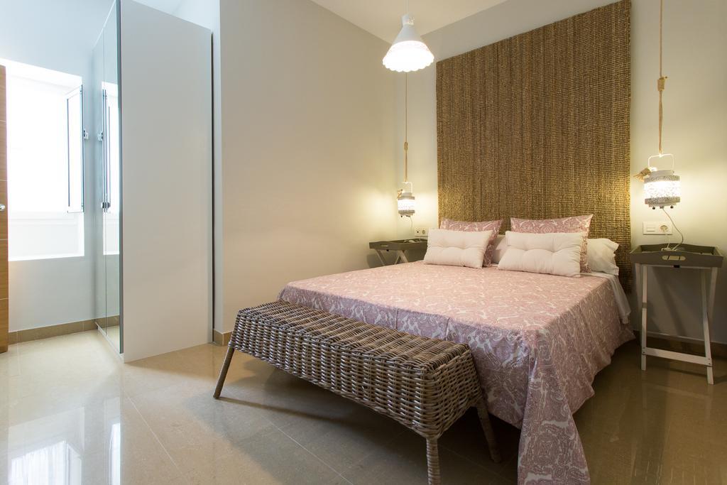 Apartamentos Diaber Alberto Lista Sevilla Zimmer foto