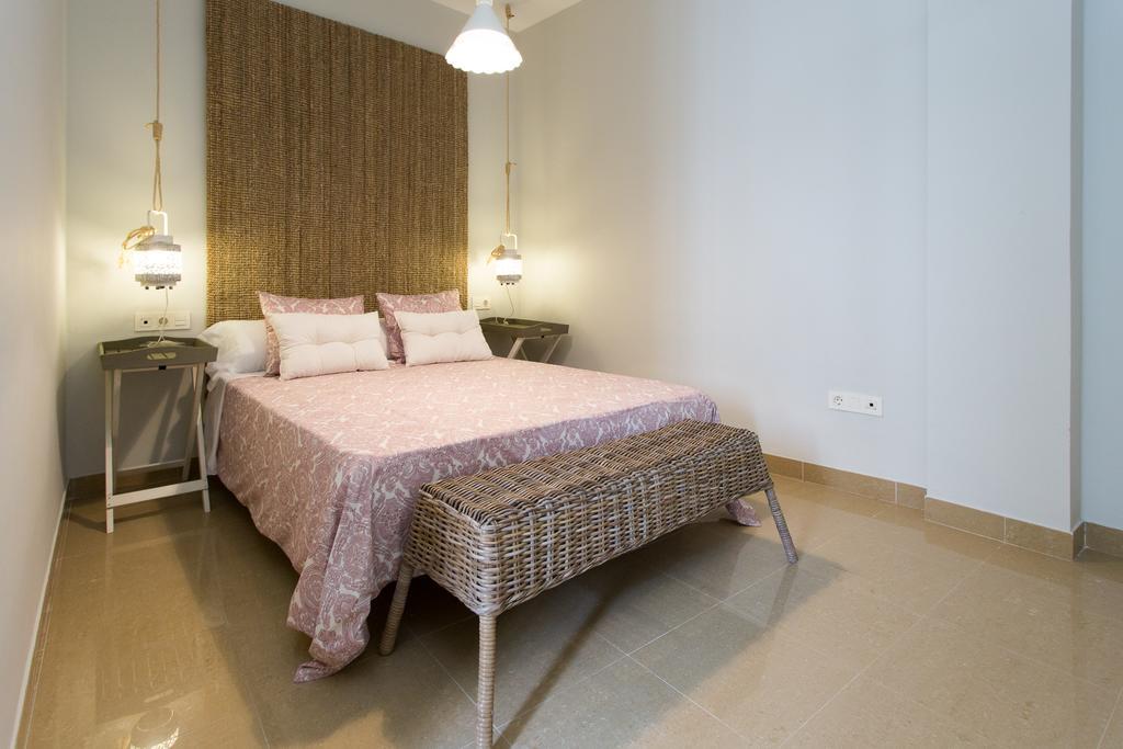 Apartamentos Diaber Alberto Lista Sevilla Zimmer foto