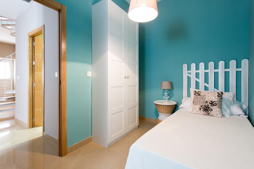 Apartamentos Diaber Alberto Lista Sevilla Zimmer foto