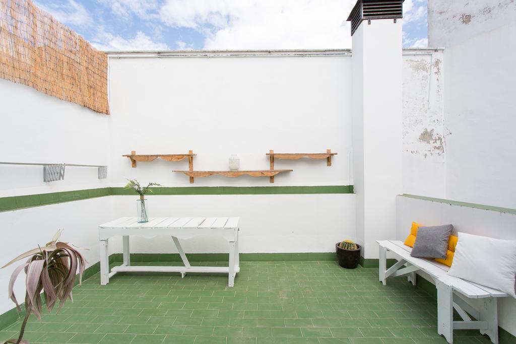 Apartamentos Diaber Alberto Lista Sevilla Zimmer foto