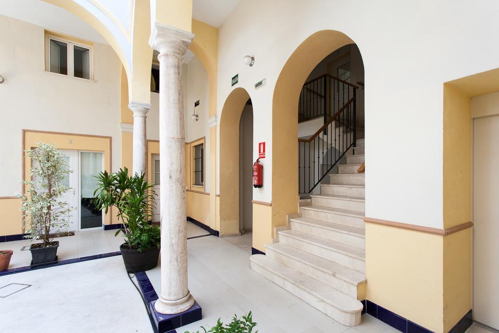 Apartamentos Diaber Alberto Lista Sevilla Exterior foto