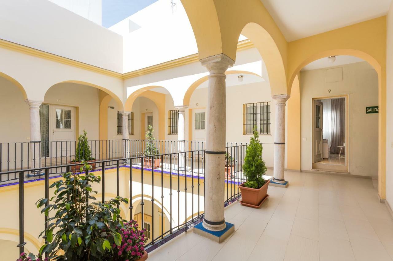 Apartamentos Diaber Alberto Lista Sevilla Exterior foto